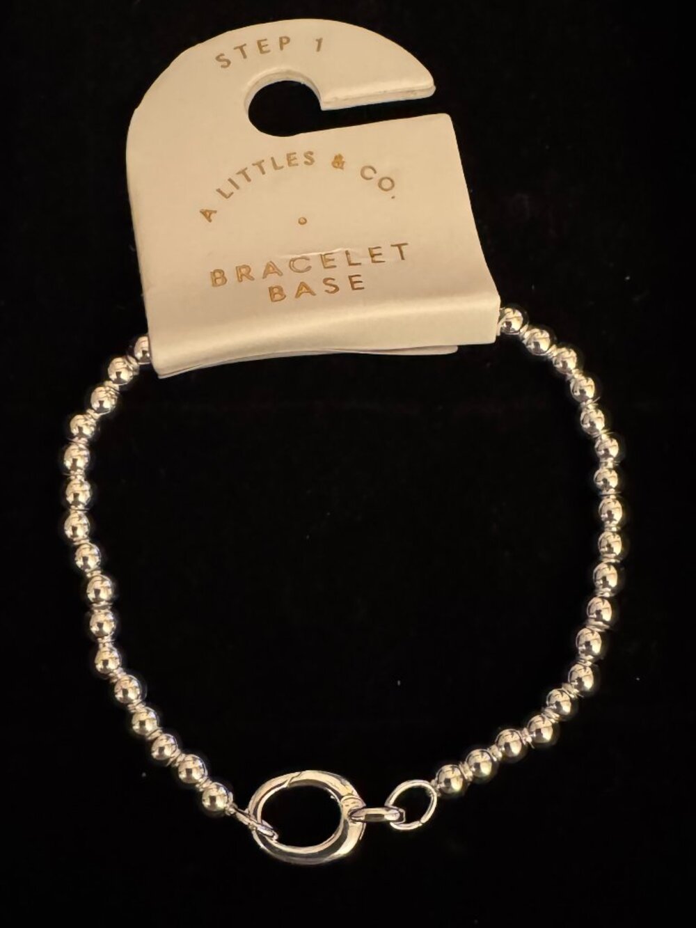 A Littles & Co. 4MM Beaded Stretch Charm Bracelet – Silver – NWT ✨